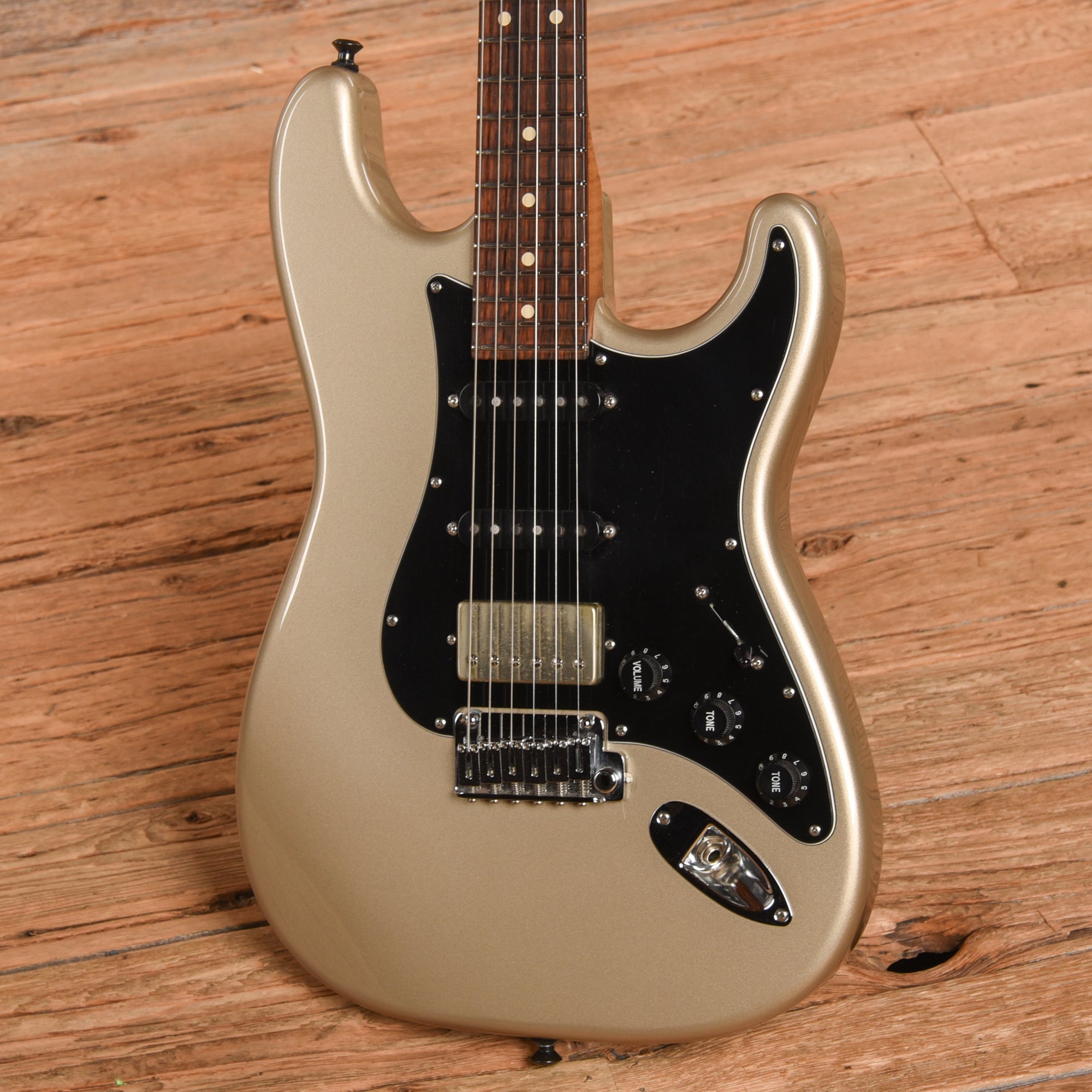 Suhr Classic S HSS Champagne Electric Guitars / Solid Body