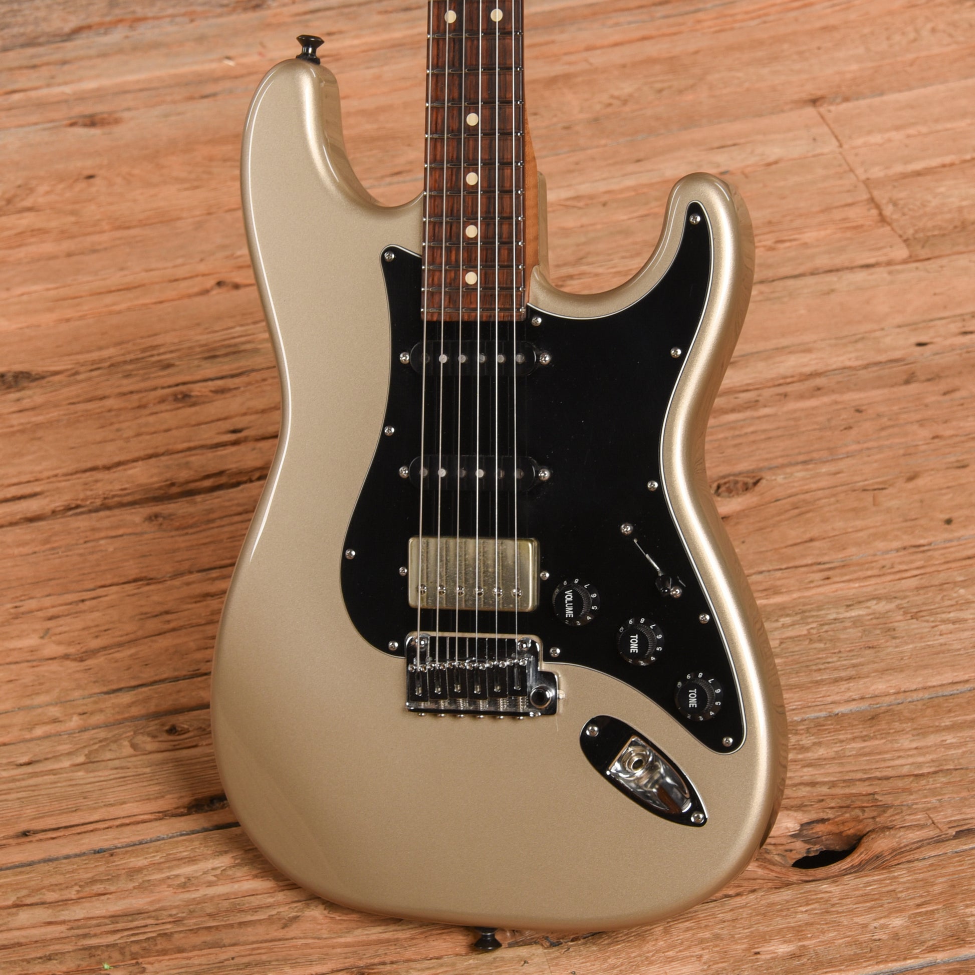 Suhr Classic S HSS Champagne Electric Guitars / Solid Body