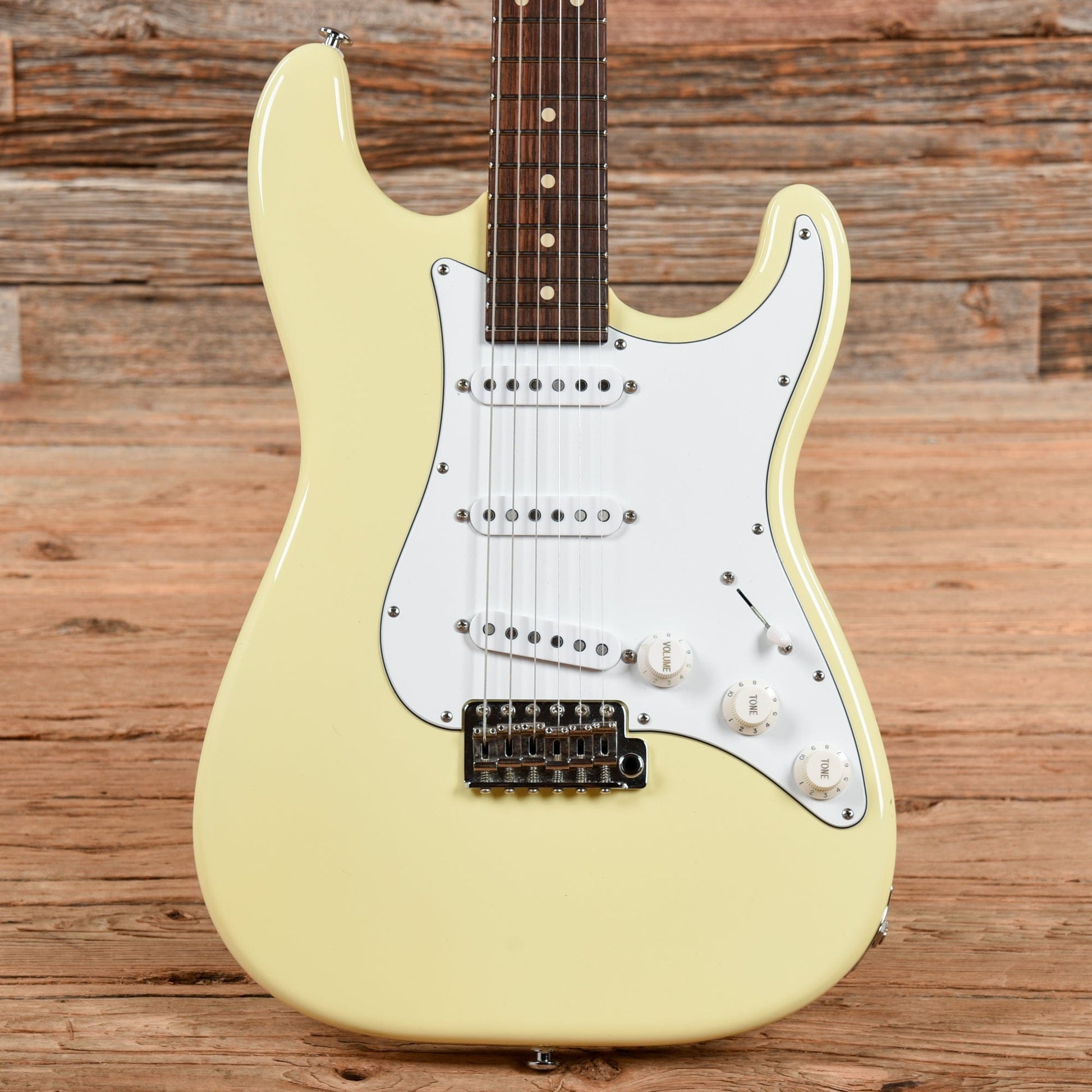 Suhr Classic S White Electric Guitars / Solid Body