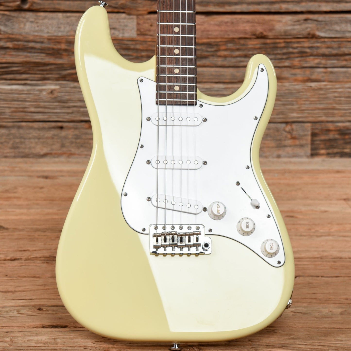 Suhr Classic S White Electric Guitars / Solid Body