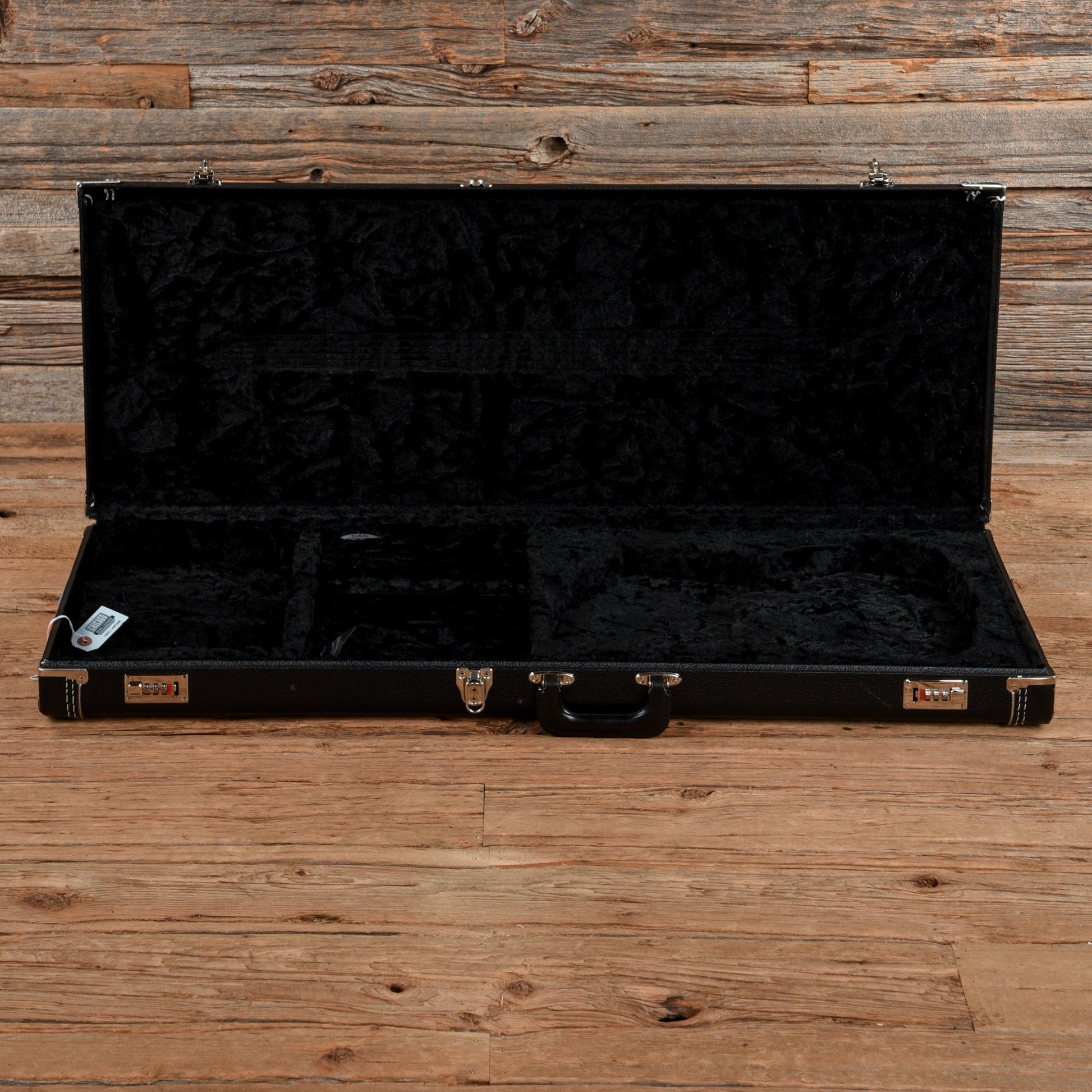 Suhr Classic S White Electric Guitars / Solid Body