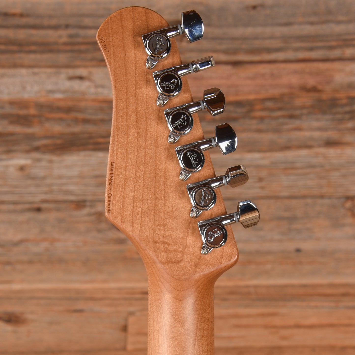 Suhr Classic T Antique White 2025 Electric Guitars / Solid Body