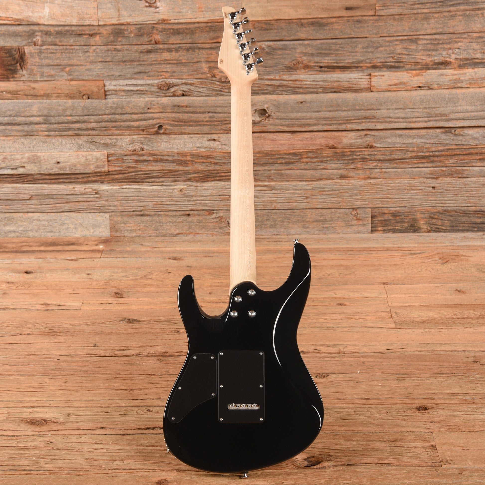 Suhr Modern Plus Sunburst Electric Guitars / Solid Body