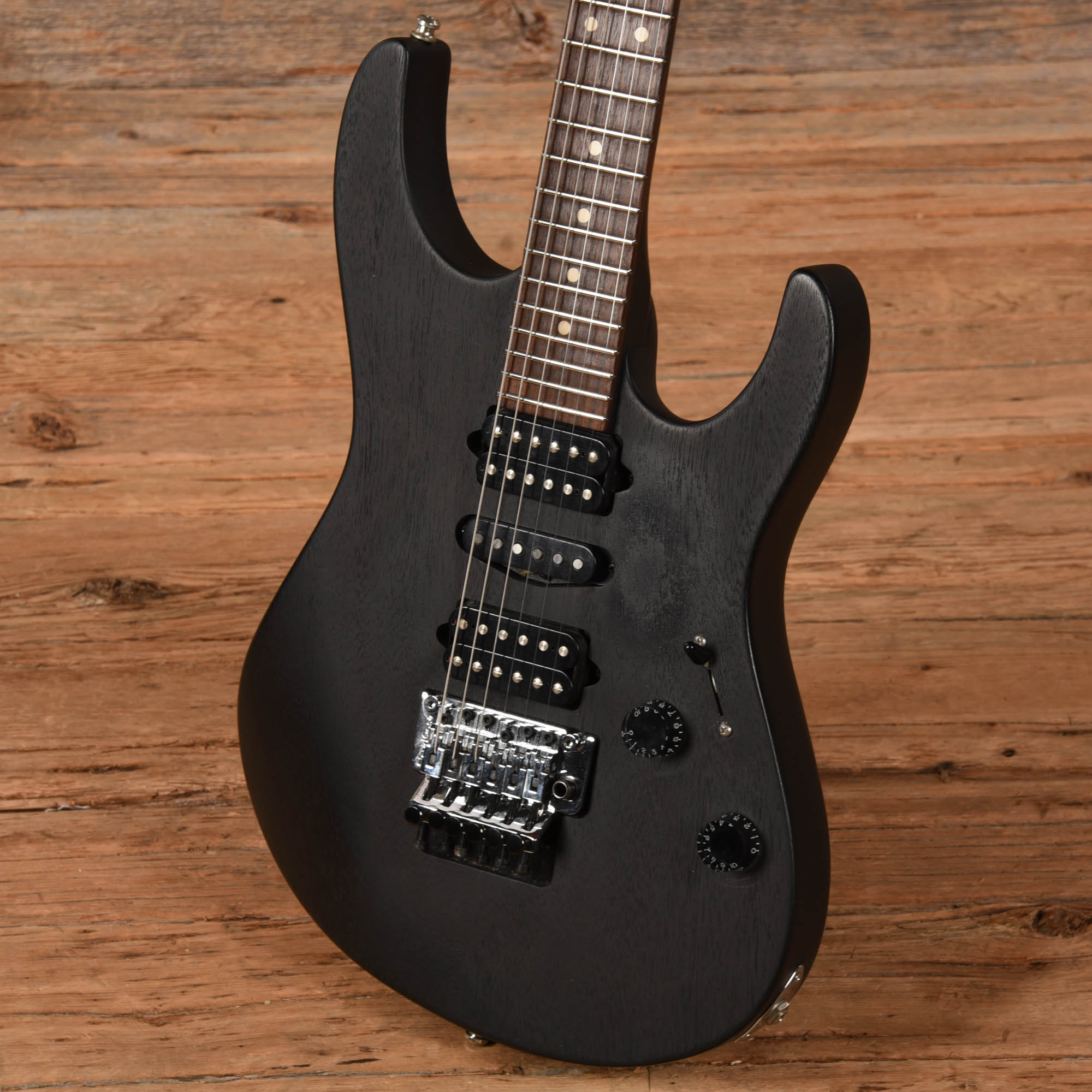 Suhr Modern Pro HSH Floyd Satin Black – Chicago Music Exchange