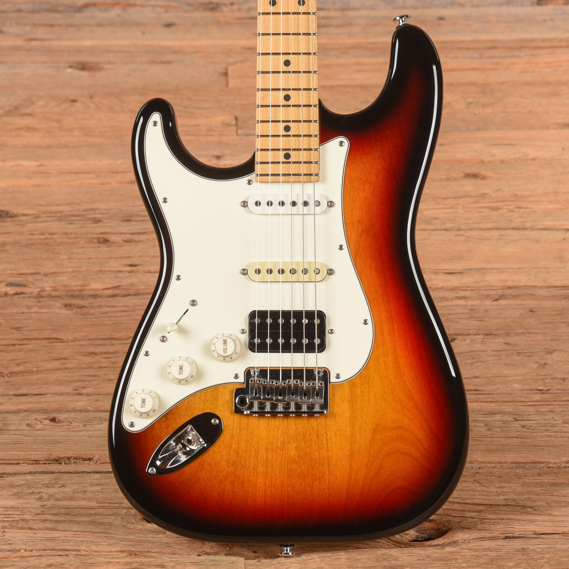 Suhr Classic S 3 Tone Sunburst 2015 LEFTY Electric Guitars