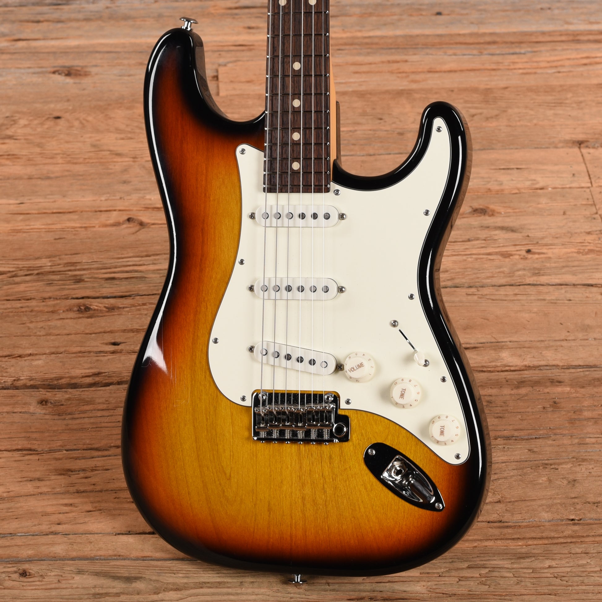 Suhr Classic S Antique SSS Sunburst 2018 Electric Guitars