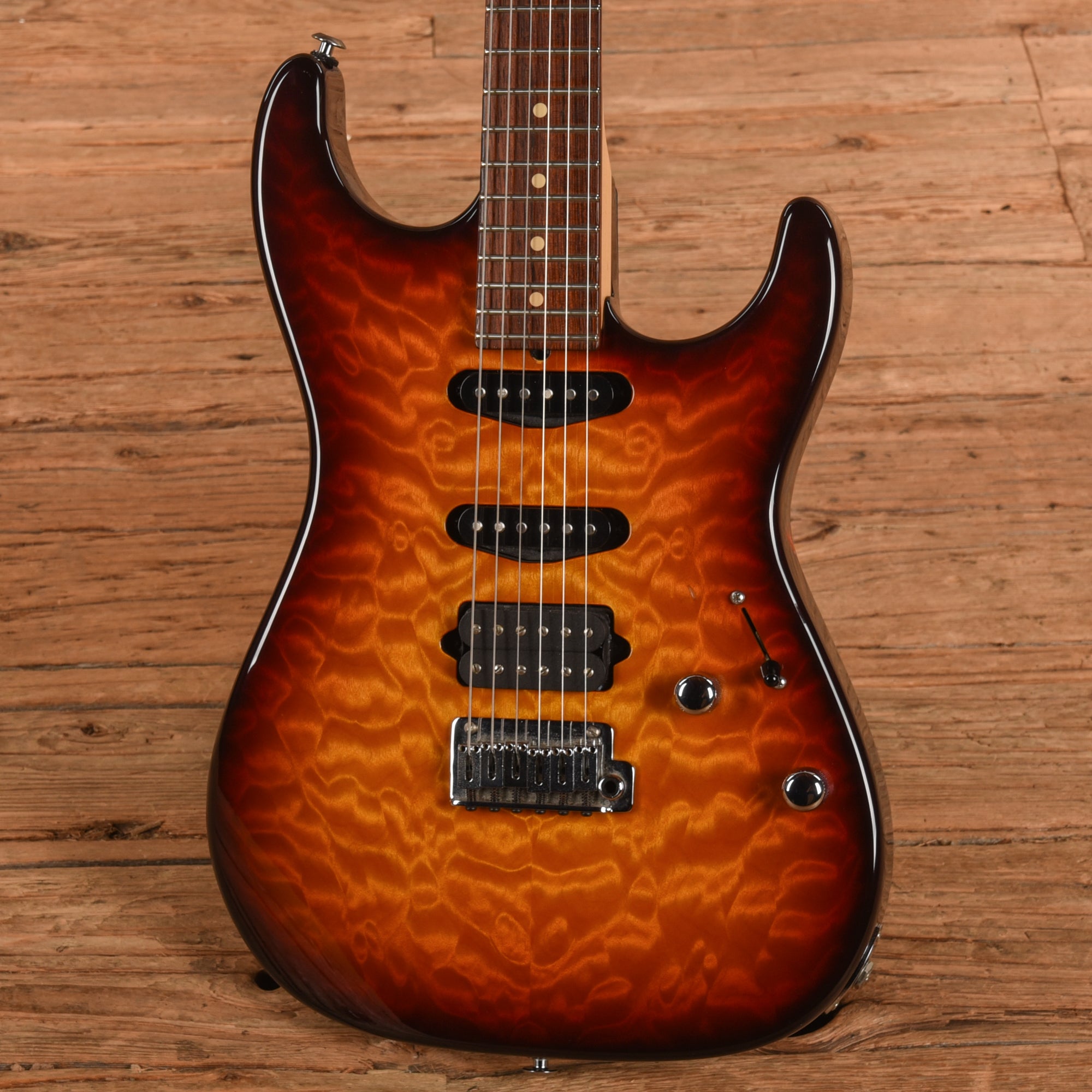 Suhr Custom Shop Standard HSS Cherry Burst – Chicago Music Exchange