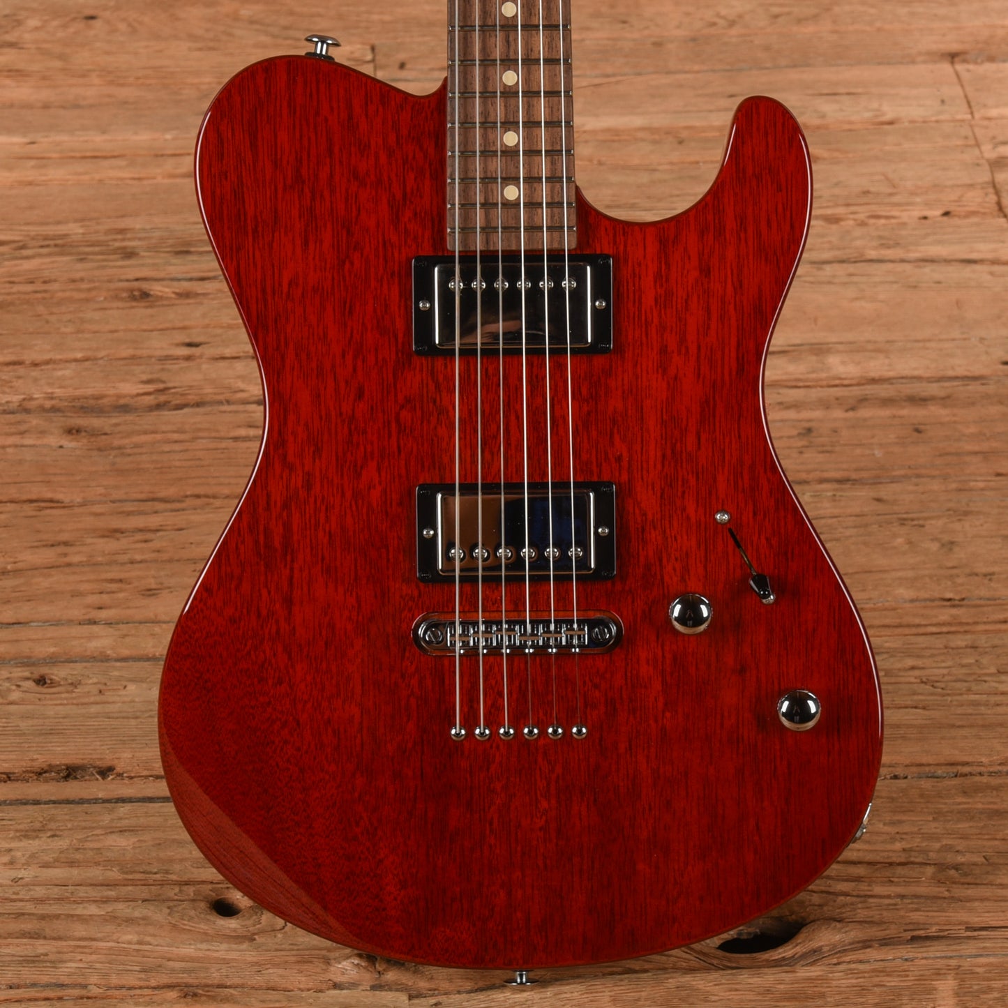 Suhr Oso Red 2025 Electric Guitars