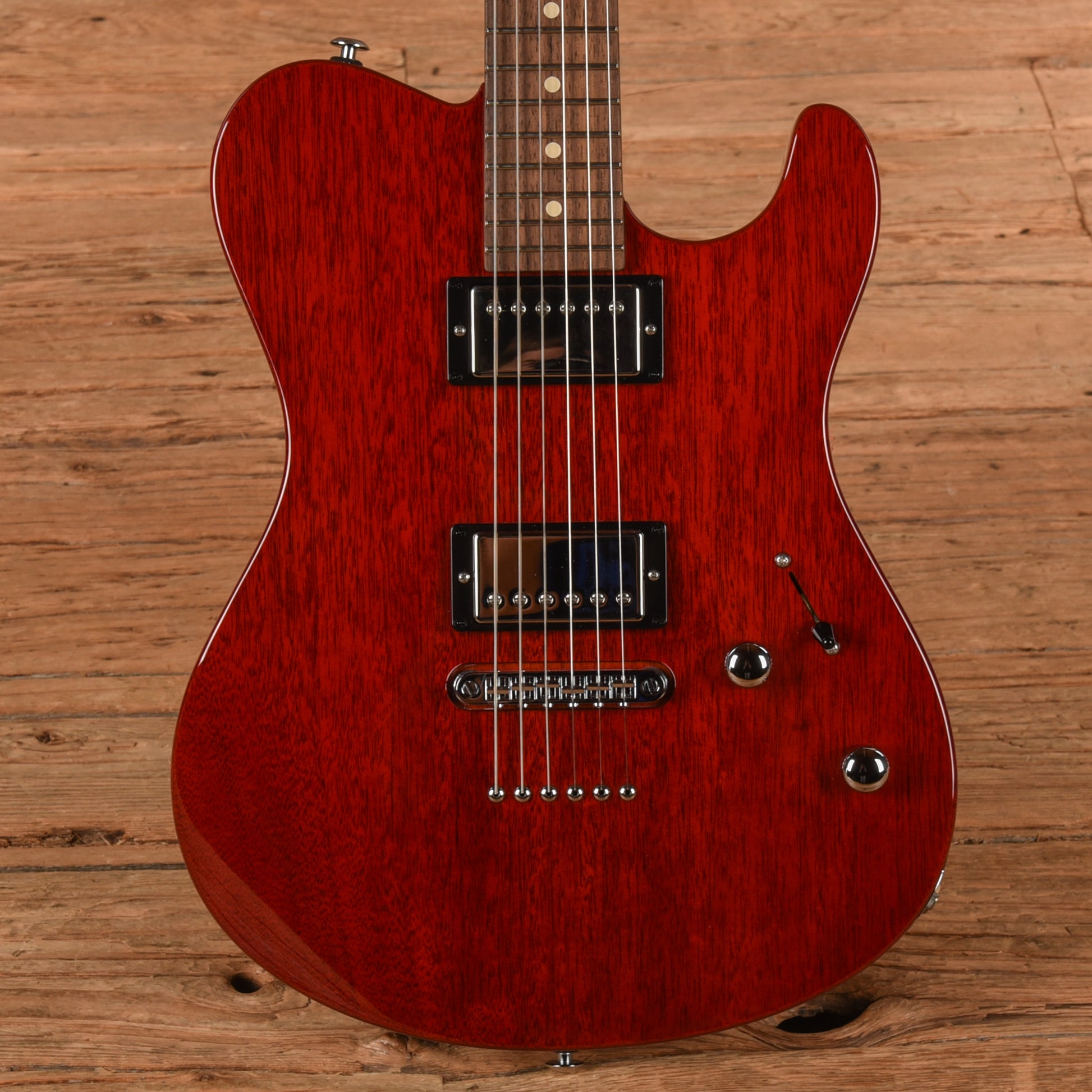 Suhr Oso Red 2025 Electric Guitars