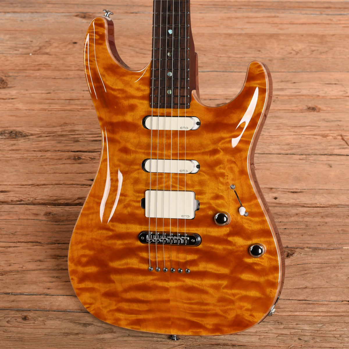 Suhr Suhr Standard Carve Top Quilted Maple 2017 Electric Guitars