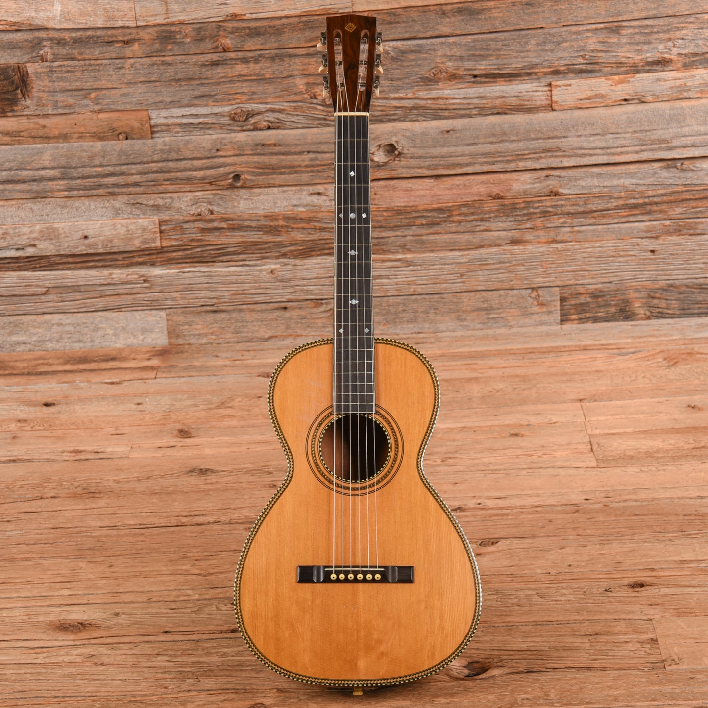 Supertone Artist Natural 1920s Acoustic Guitars / Parlor