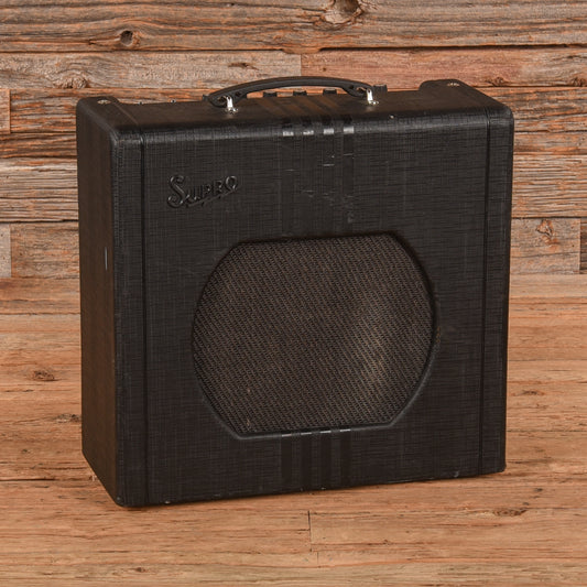 Supro 1822R Delta King 12 15-Watt 1x12" Guitar Combo Black Amplifiers