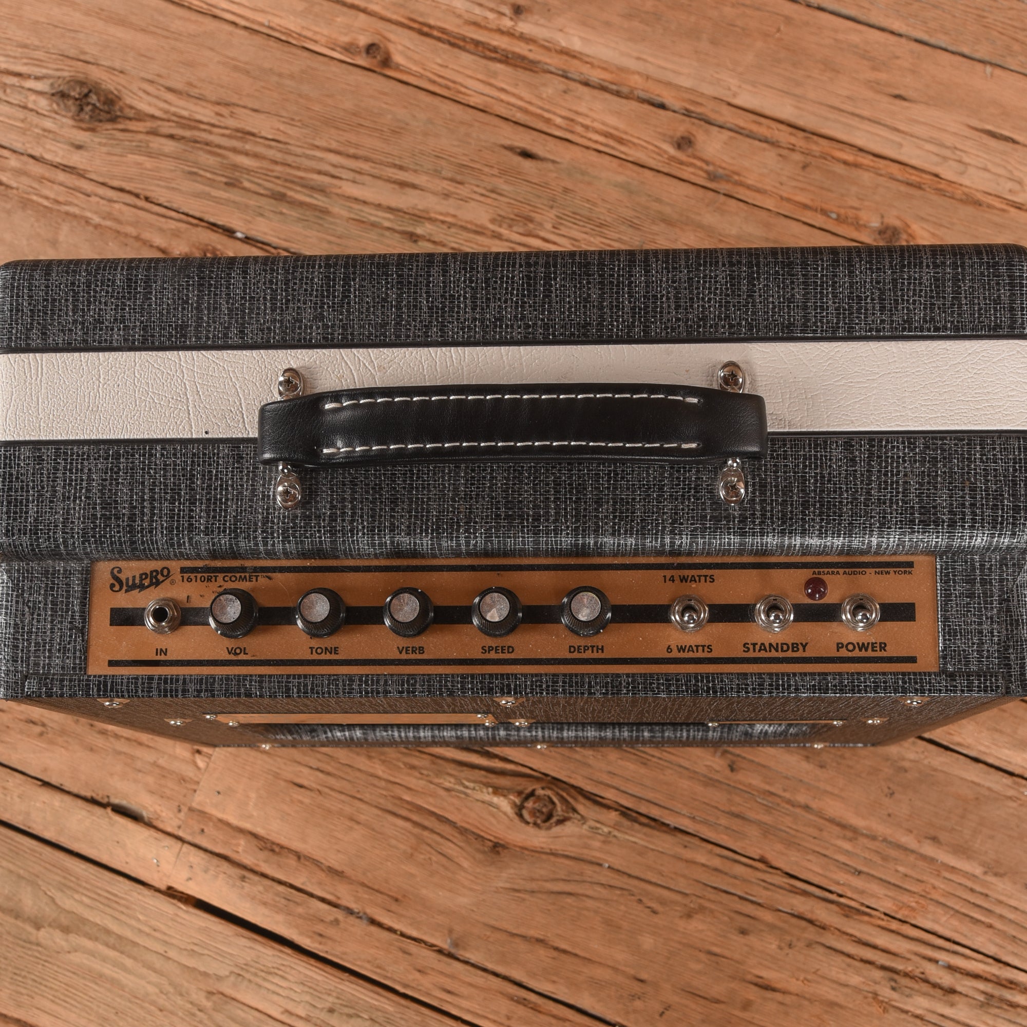 Supro 1610RT Comet 14-Watt 1x10