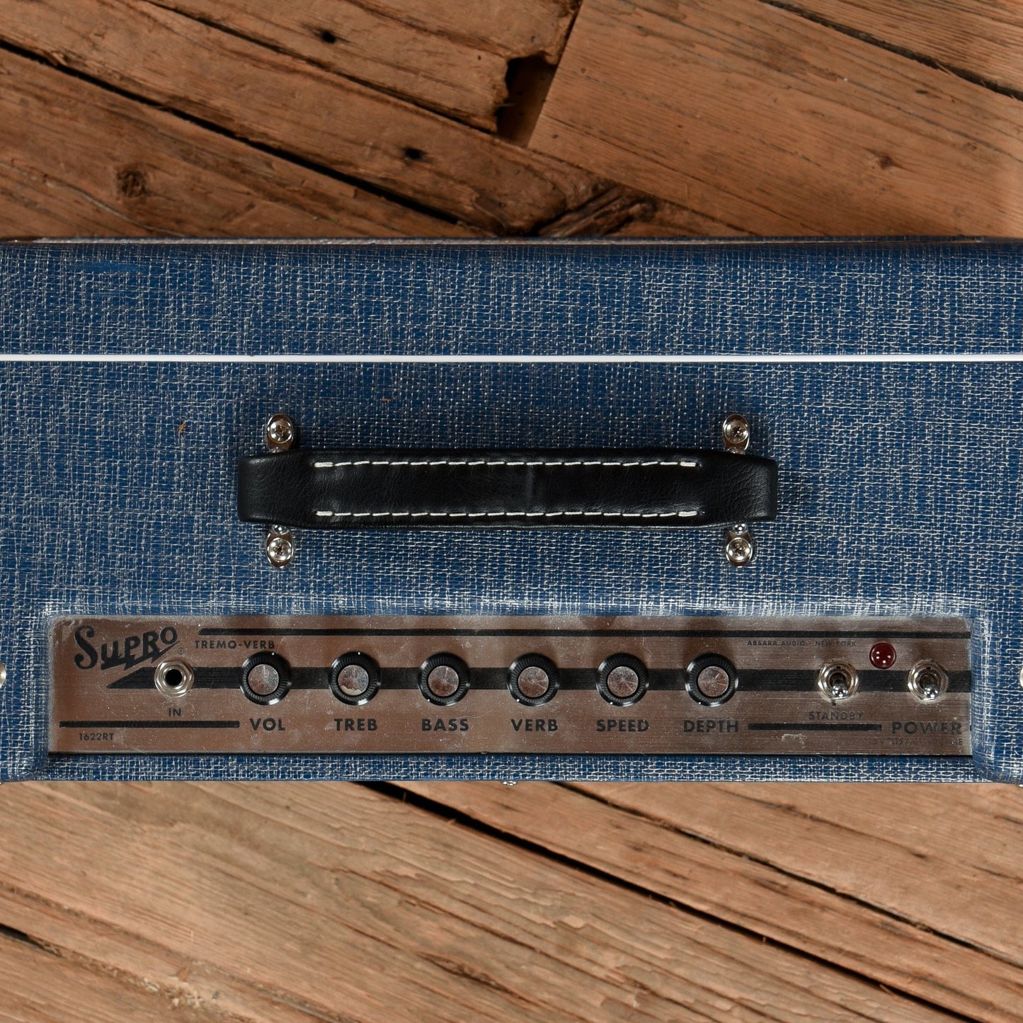 Supro 1622RT Tremo-Verb Amps / Guitar Cabinets