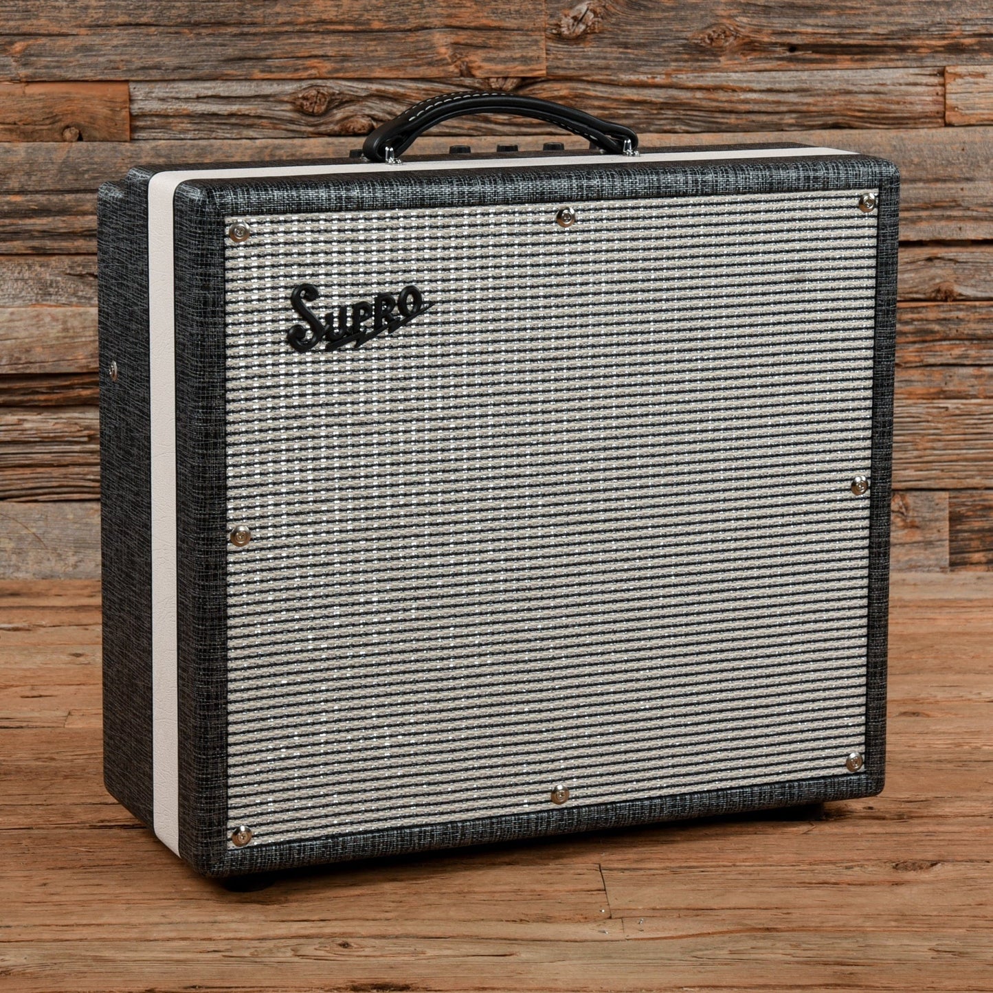 Supro 1695TJ Black Magick 25-Watt 1x12" Guitar Combo Amps / Guitar Cabinets