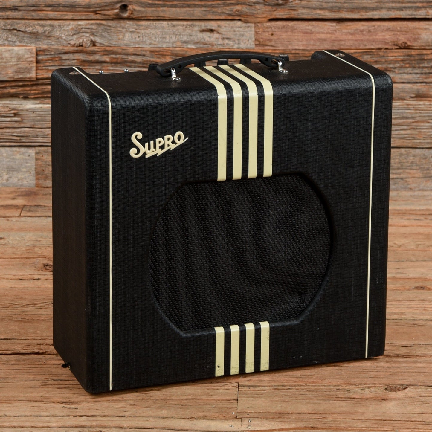 Supro 1822R Delta King 12 15-Watt 1x12" Guitar Combo Amps / Guitar Cabinets