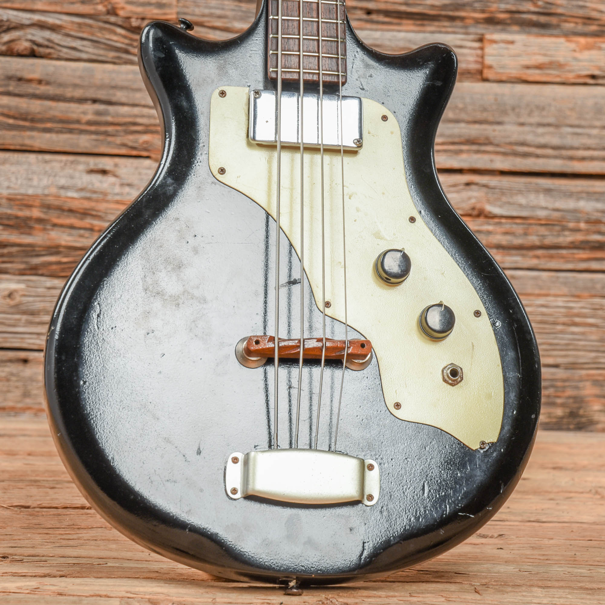 Supro Pocket Bass Refin Black 1960s Bass Guitars / 4-String