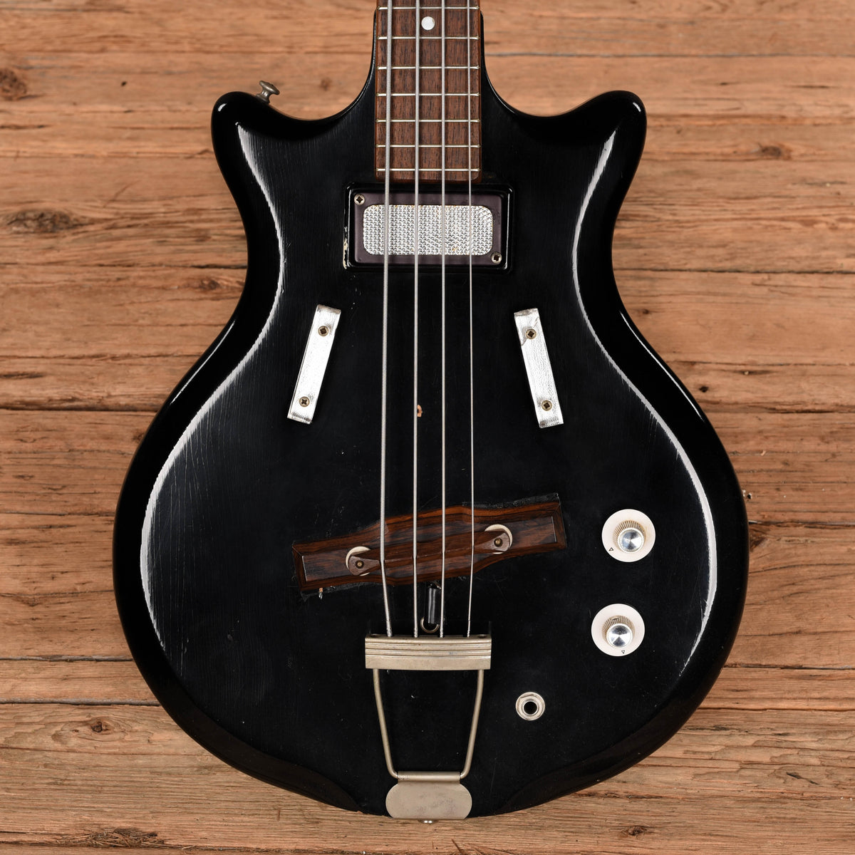 Supro Pocket Bass (logo missing)  1960s Bass Guitars