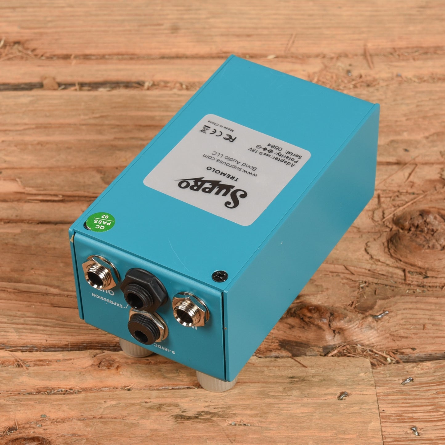 Supro Tremolo Effects and Pedals / Tremolo