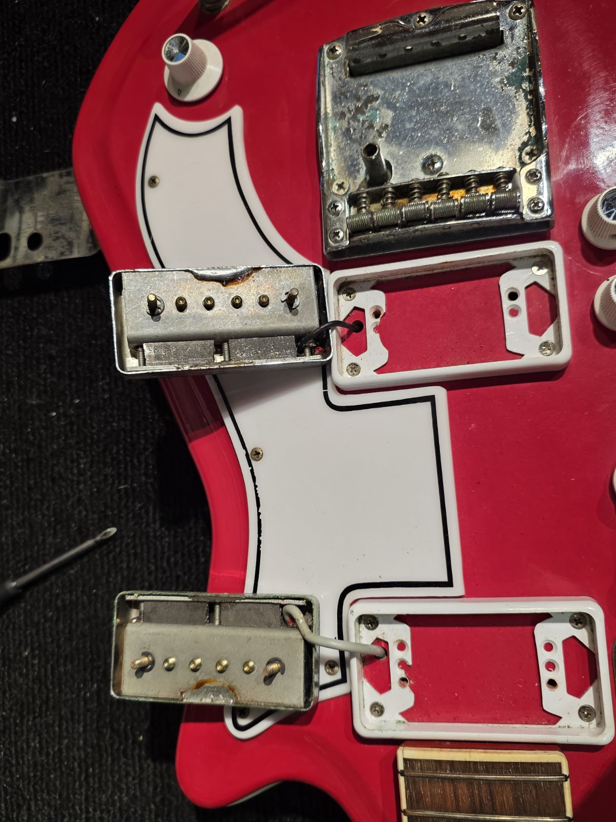 Supro JB Hutto Red 1966 Electric Guitars / Hollow Body