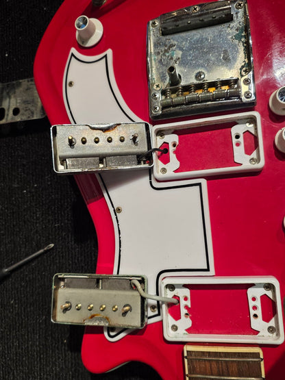 Supro JB Hutto Red 1966 Electric Guitars / Hollow Body