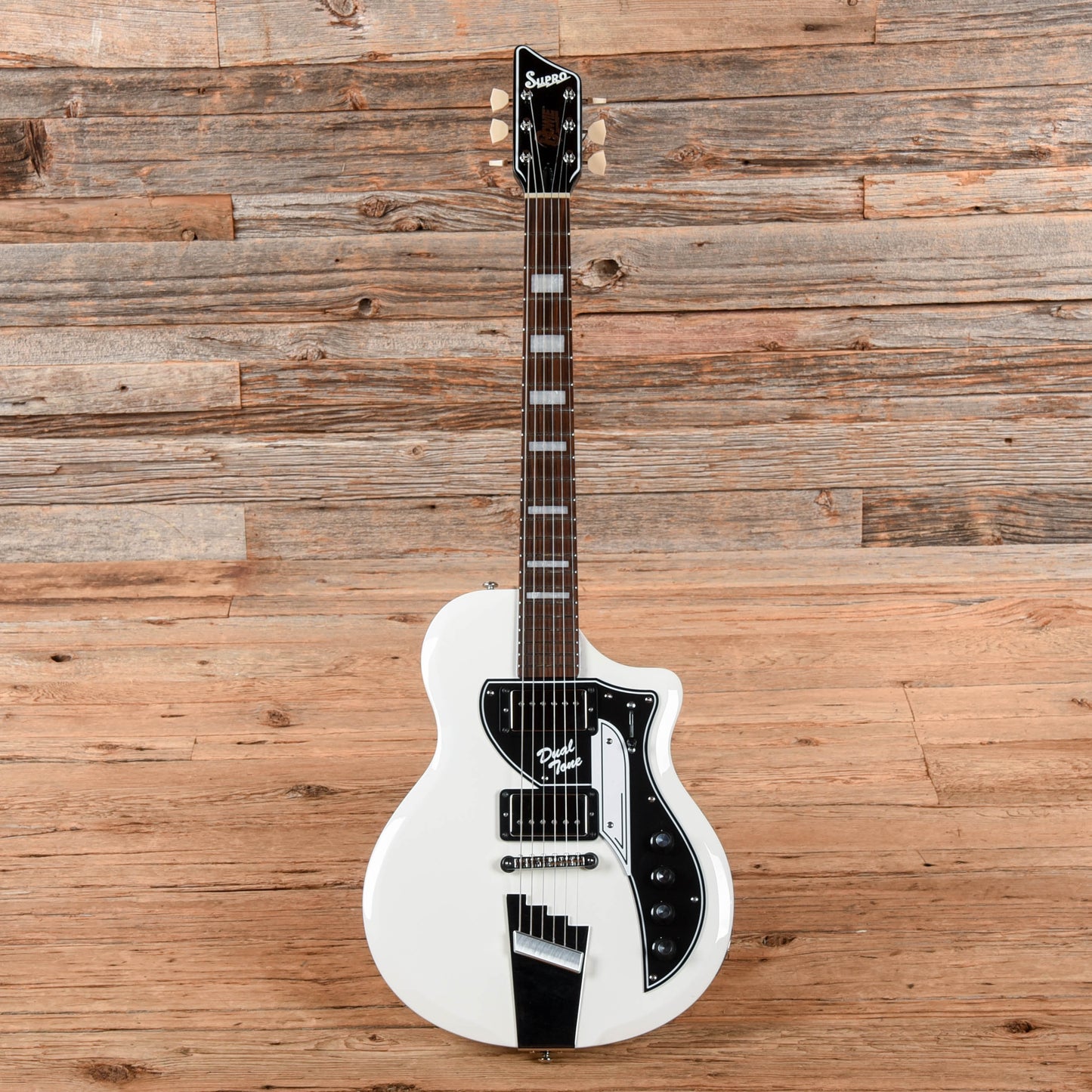 Supro 1224DB David Bowie Dual Tone White 2019 Electric Guitars / Solid Body