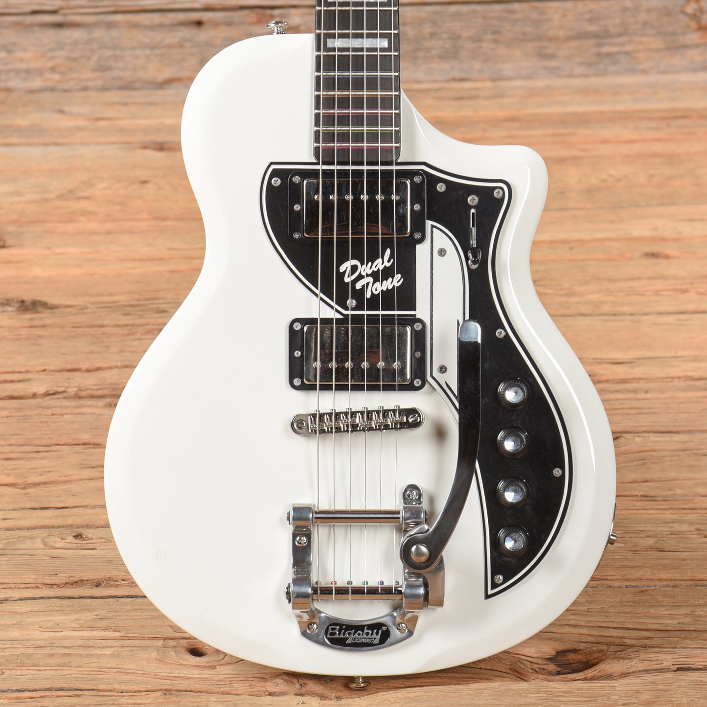 Supro 1224DB David Bowie Dual Tone White Electric Guitars / Solid Body