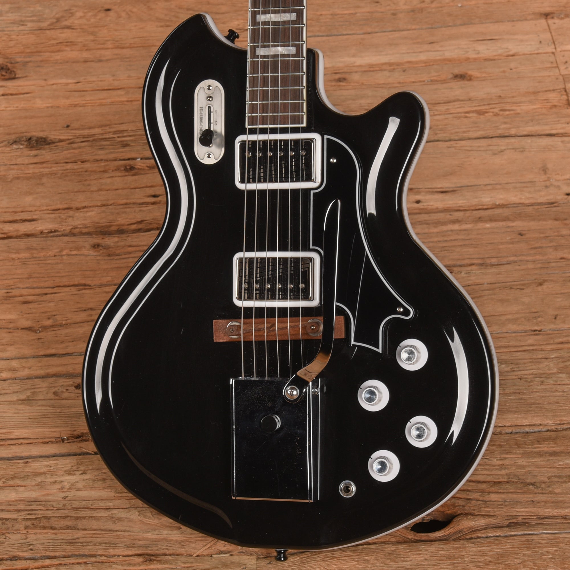 Supro 1582VJB Coronado II Vibrato Jet Black 2017 Electric Guitars / Solid Body
