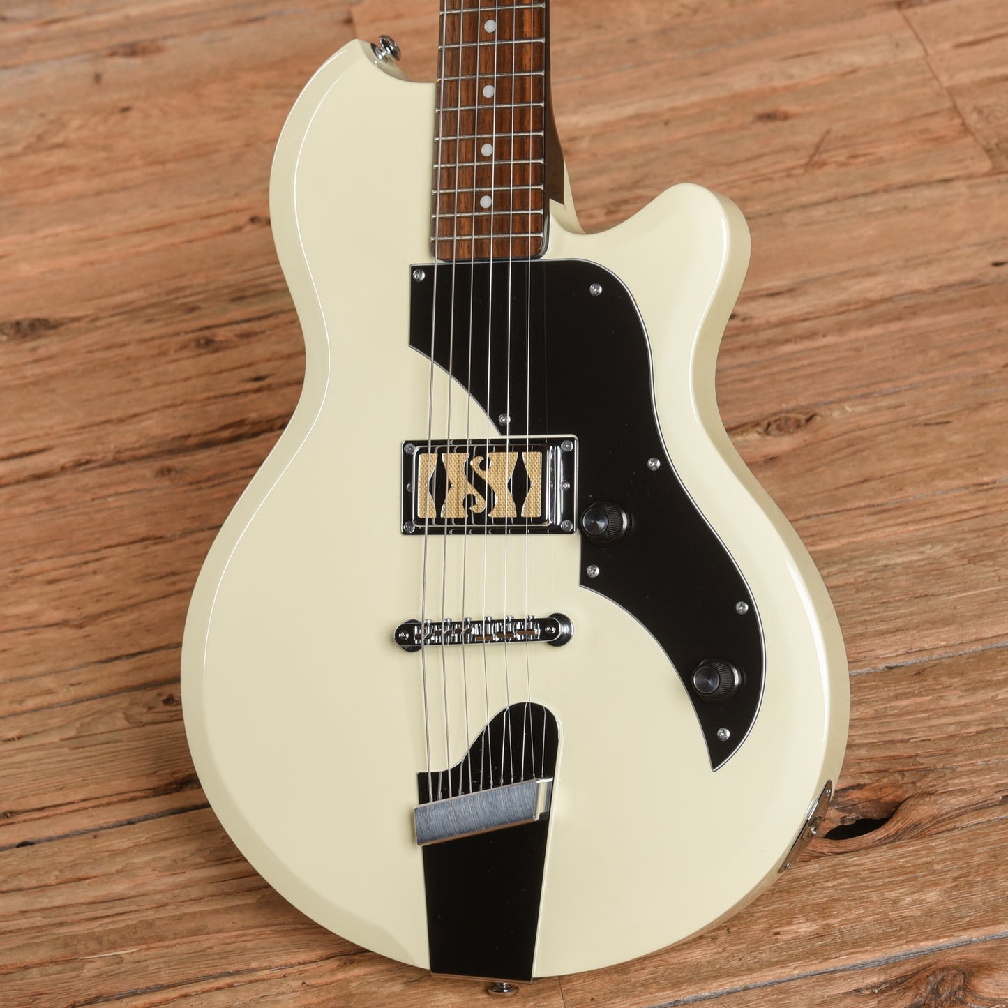 Supro 2010AW Jamesport White Electric Guitars / Solid Body