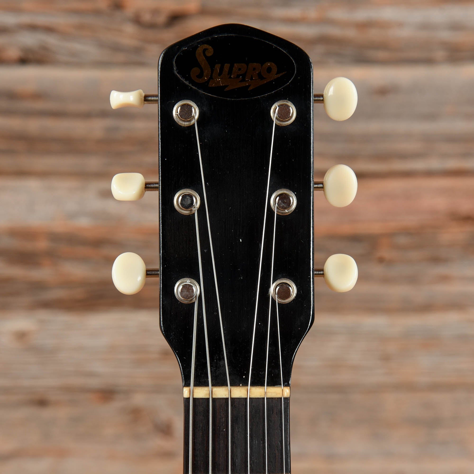 Supro 3033s Gold 1958 Electric Guitars / Solid Body