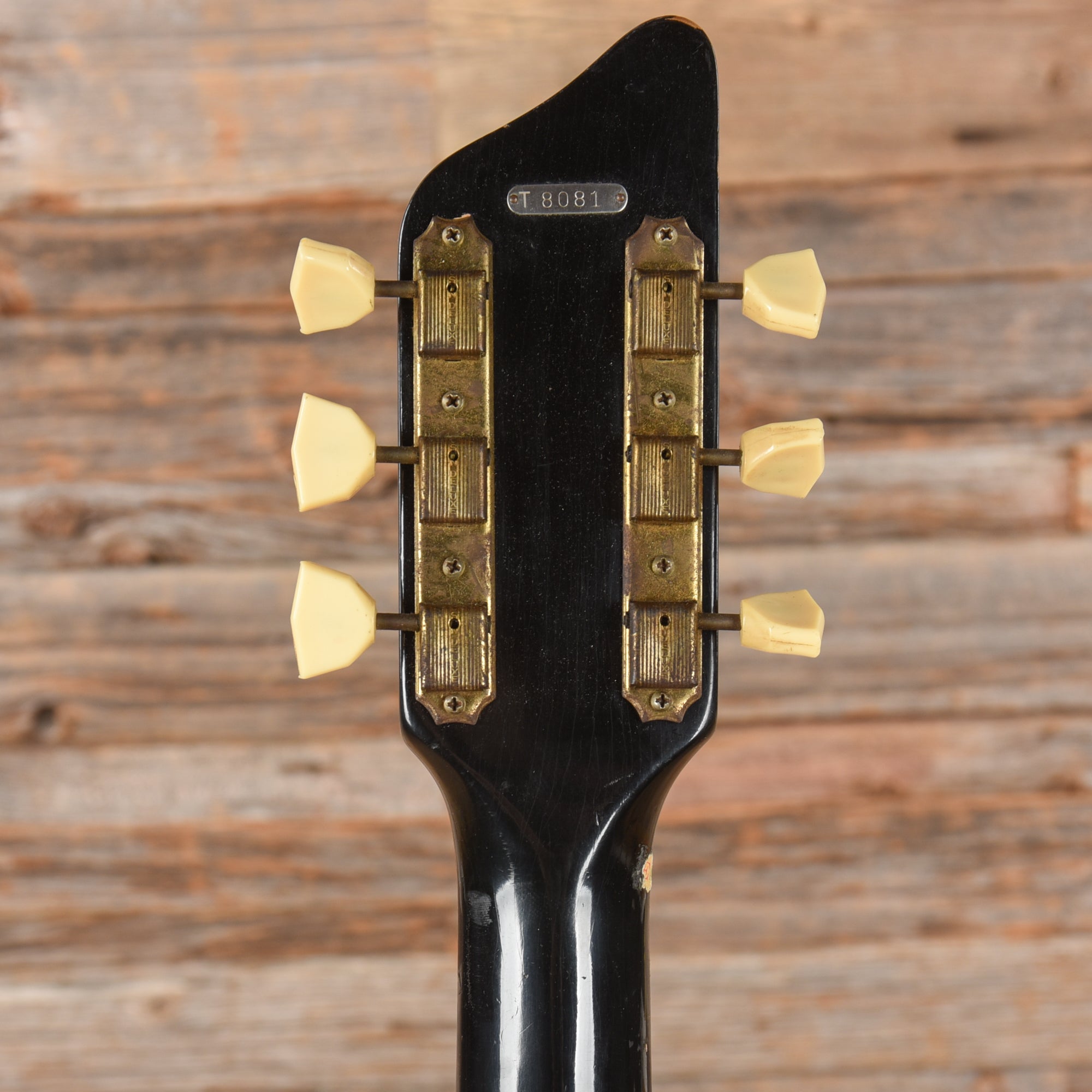Supro Triple-Tone Guitar Model 1575 Black 1959 Electric Guitars / Solid Body
