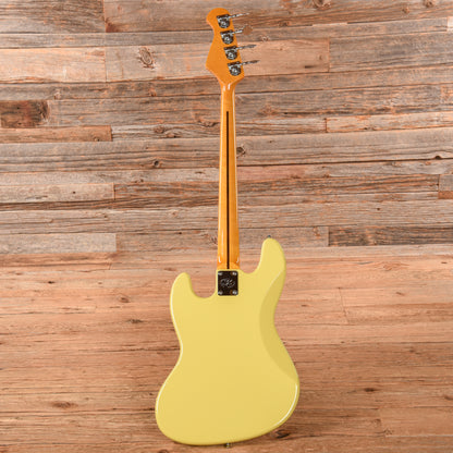SX Guitars Vintage Series Bass Vintage White Bass Guitars / 4-String