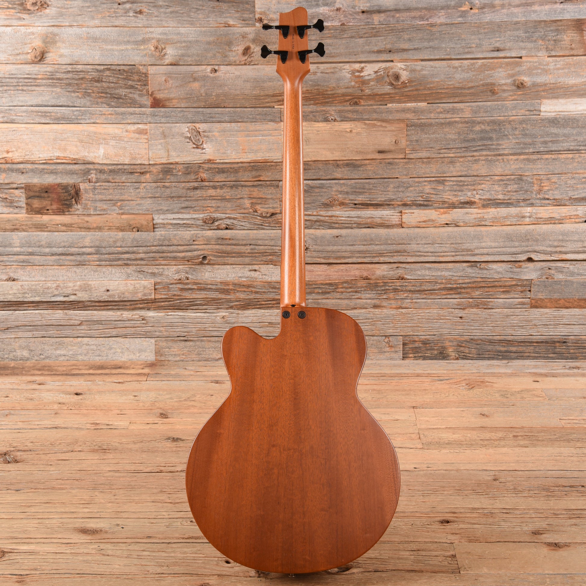 Tacoma Thunderchief CB10C Fretless Natural Bass Guitars / 4-String
