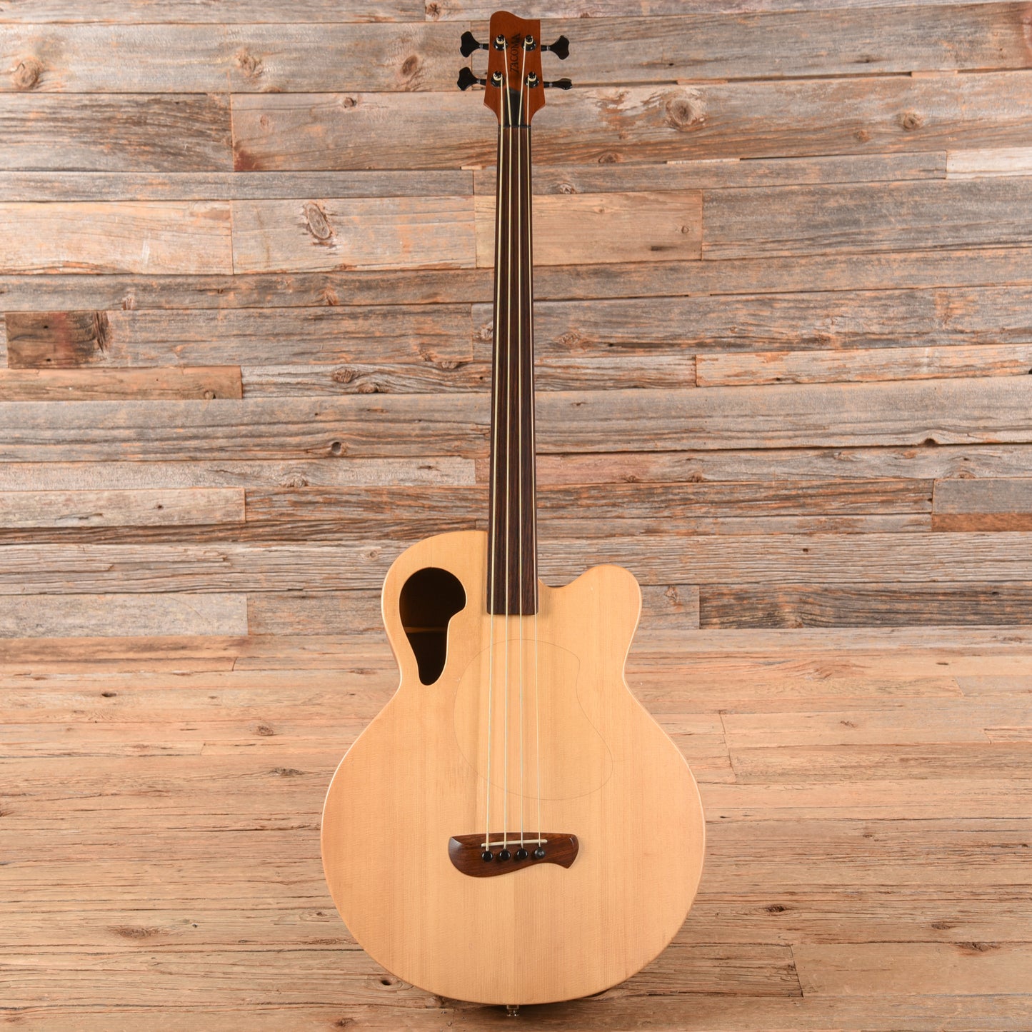 Tacoma Thunderchief CB10C Fretless Natural Bass Guitars / 4-String