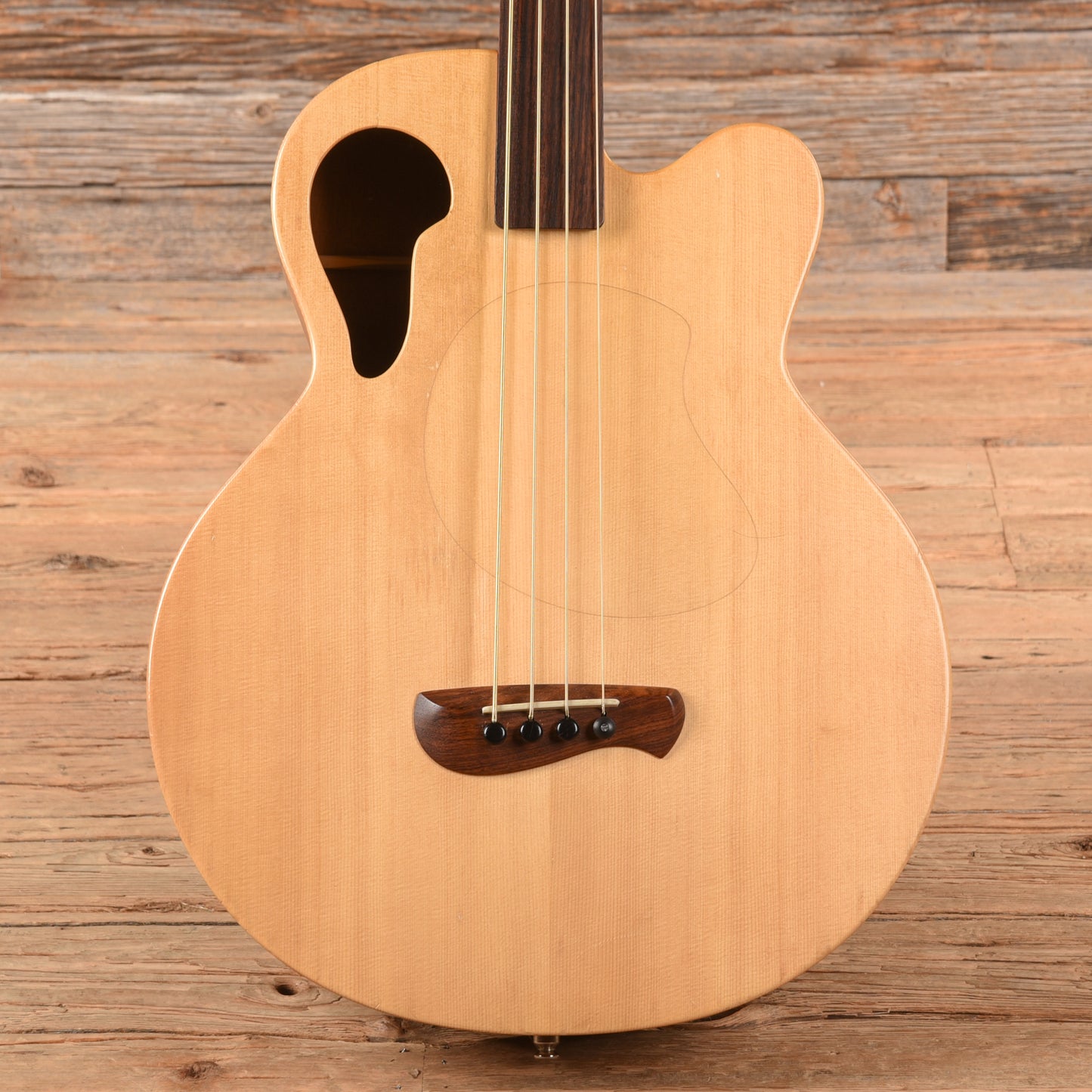 Tacoma Thunderchief CB10C Fretless Natural Bass Guitars / 4-String