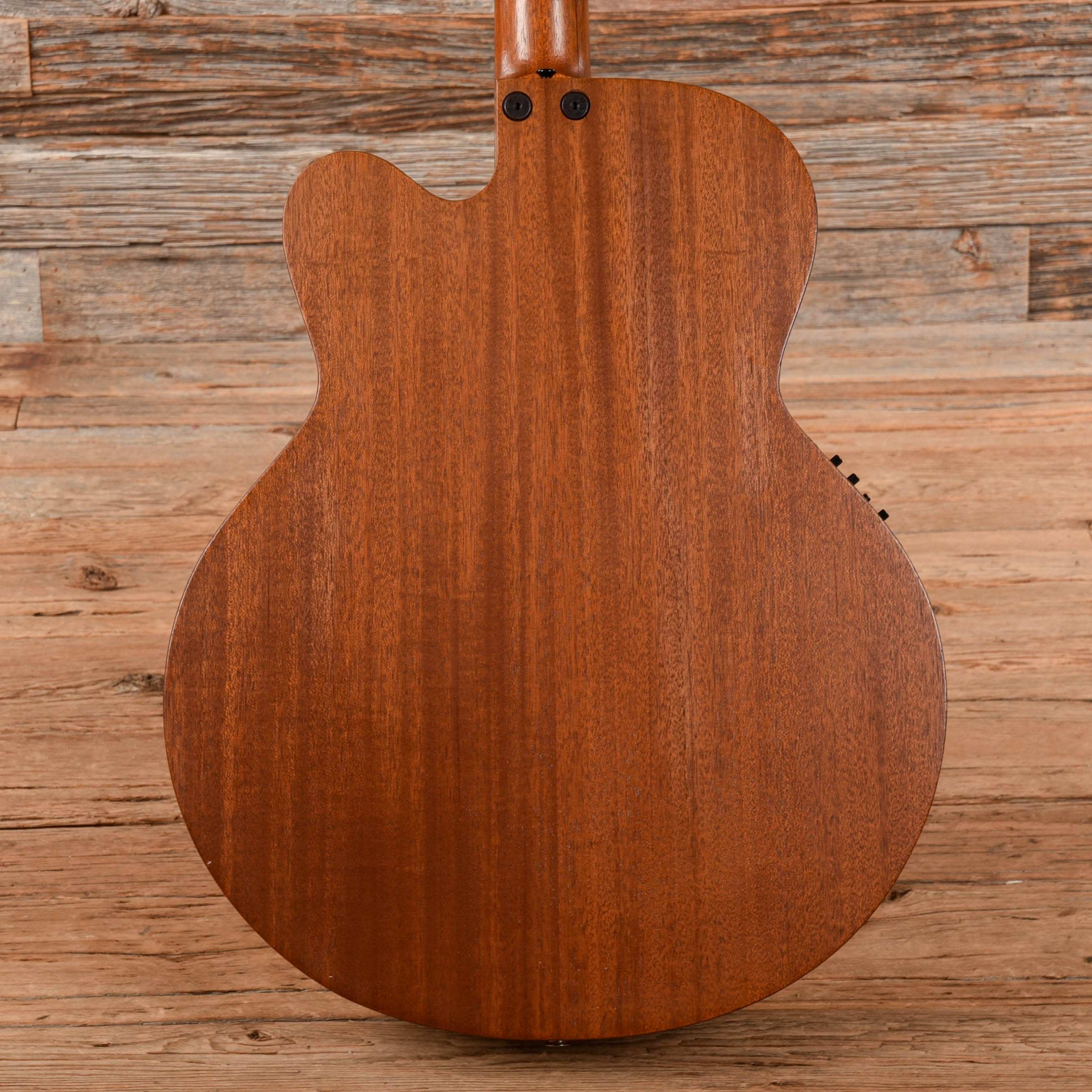 Tacoma Thunderchief CB10C Natural Bass Guitars / 4-String