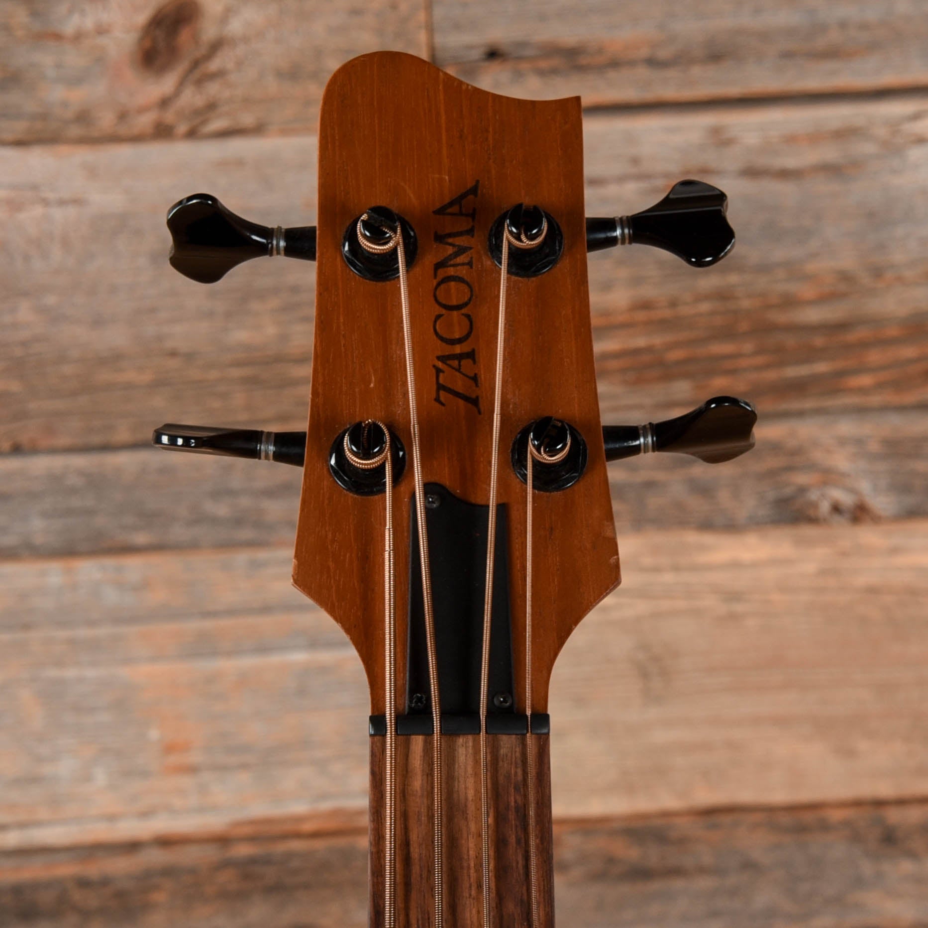 Tacoma Thunderchief CB10C Natural Bass Guitars / 4-String