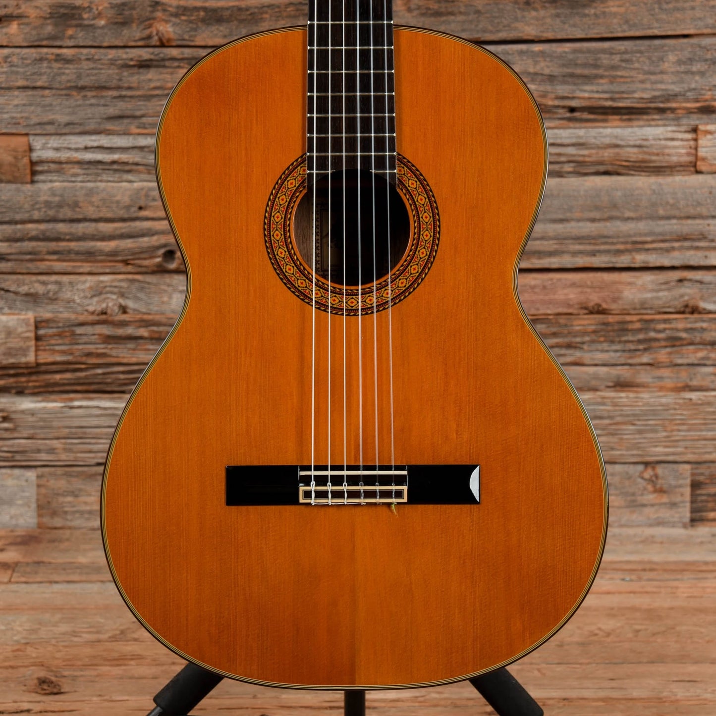 Takamine C-132S Natural Acoustic Guitars / Classical