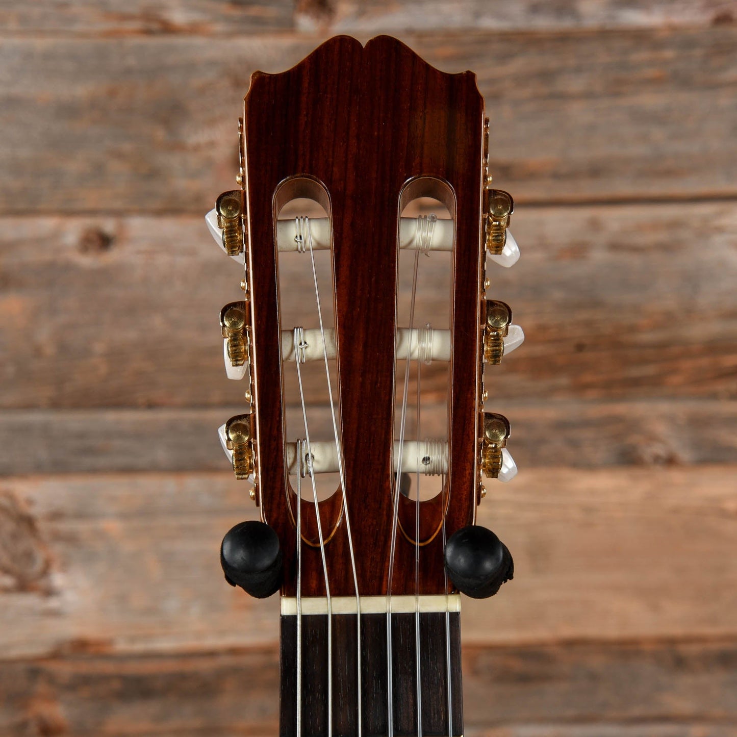 Takamine C-132S Natural Acoustic Guitars / Classical