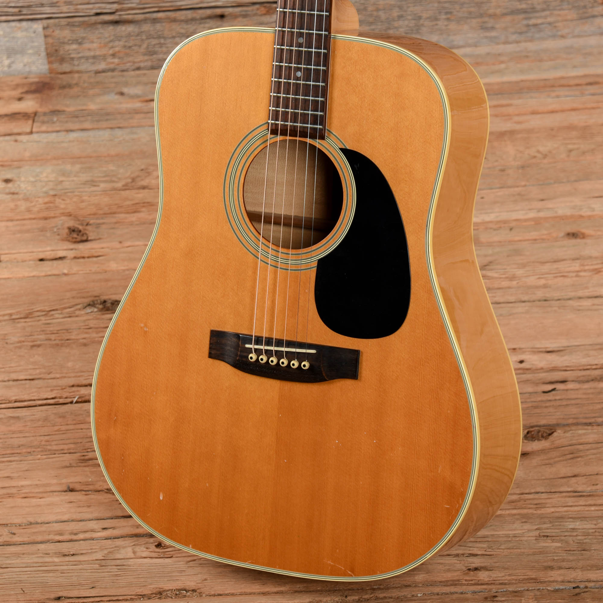 Takamine F350M Natural Acoustic Guitars / Dreadnought