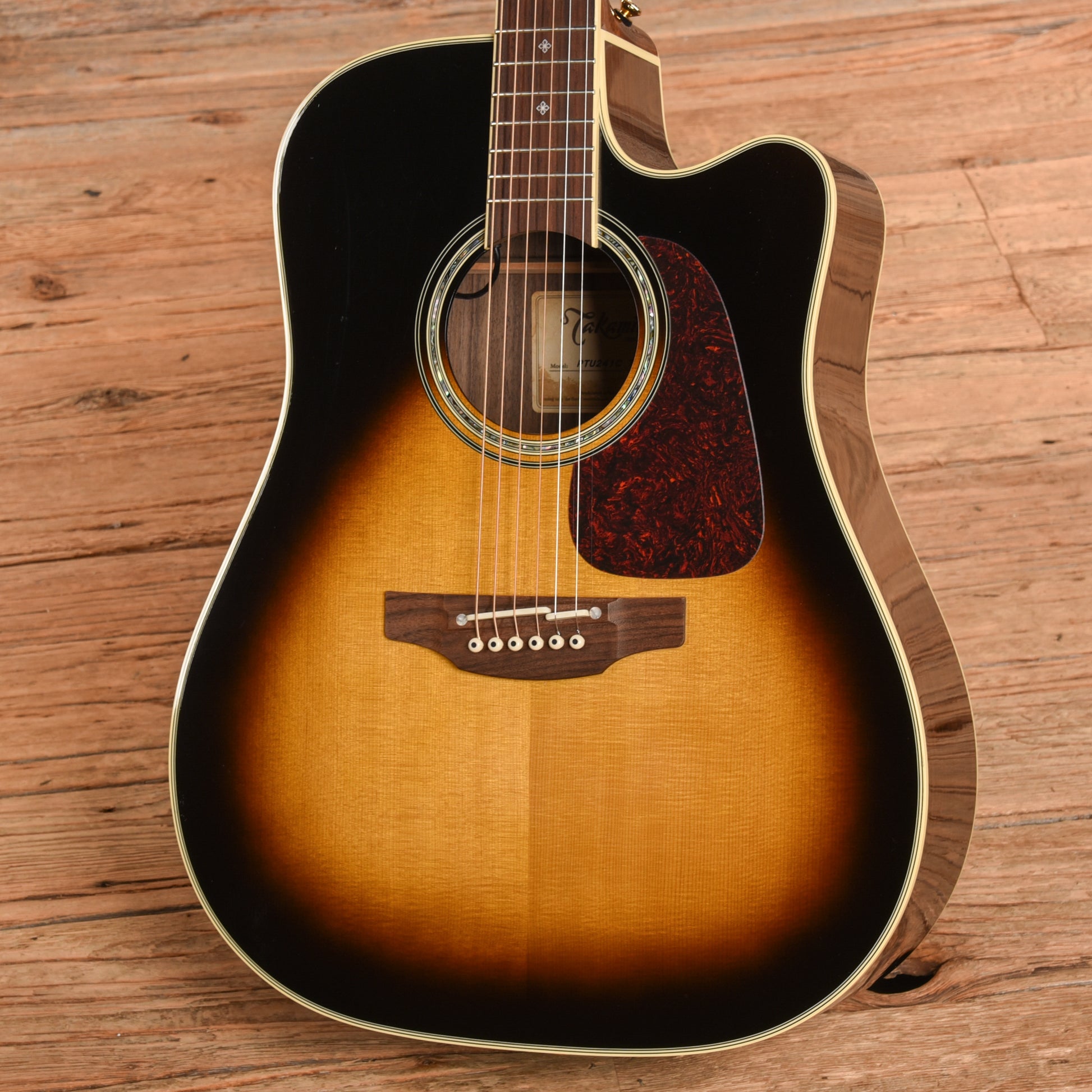 Takamine PTU241C Tobacco Sunburst 2018 Acoustic Guitars / Dreadnought