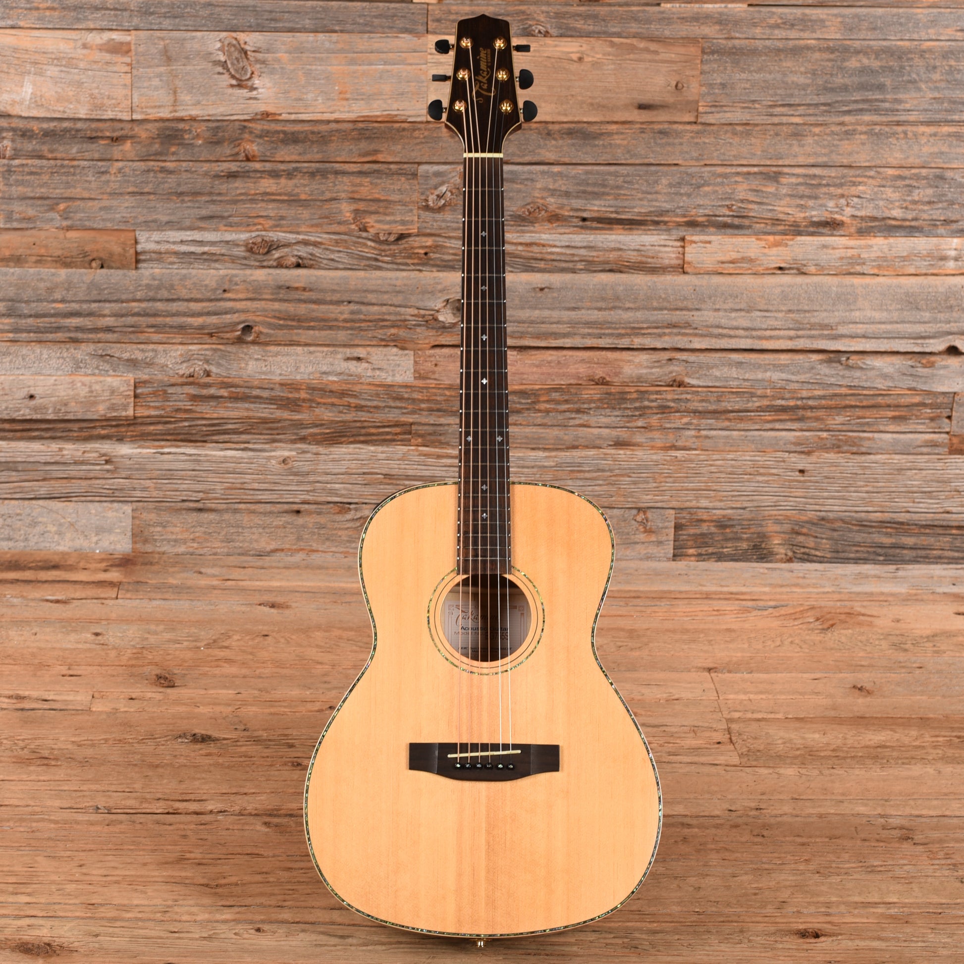 Takamine EG755S New Yorker Natural Acoustic Guitars