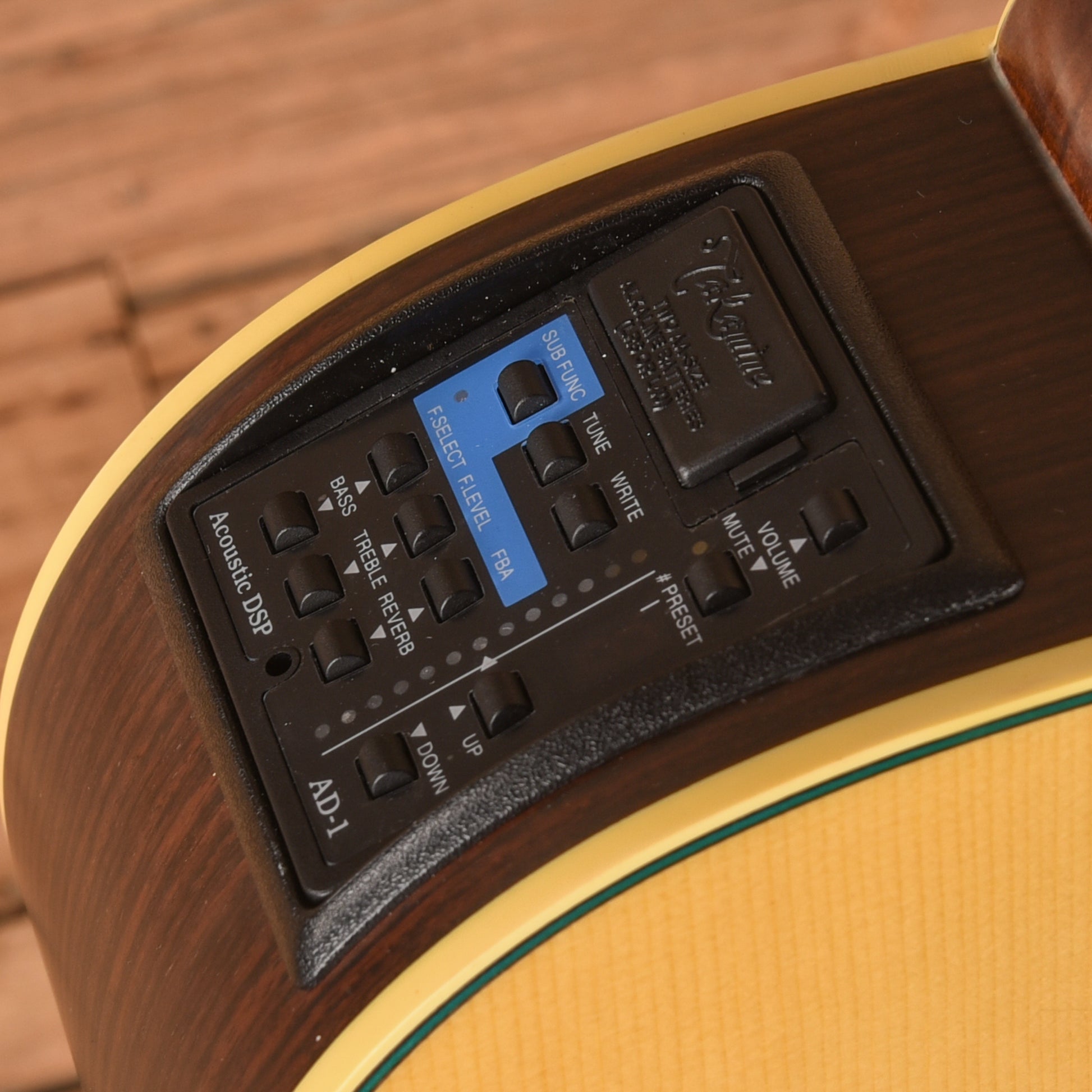 Takamine LTD 99 The Mountain Natural 1999 Acoustic Guitars