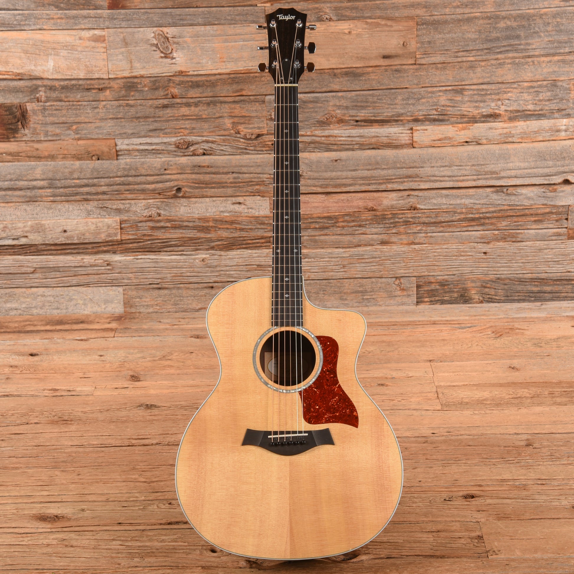 Taylor 214ce DLX Natural 2017 Acoustic Guitars / Built-in Electronics