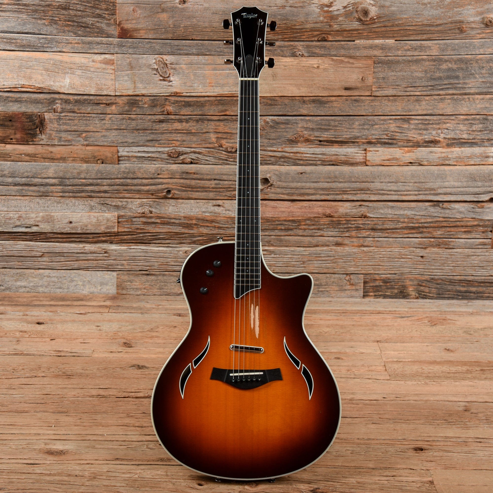 Taylor T5-S Sunburst 2005 Acoustic Guitars / Built-in Electronics