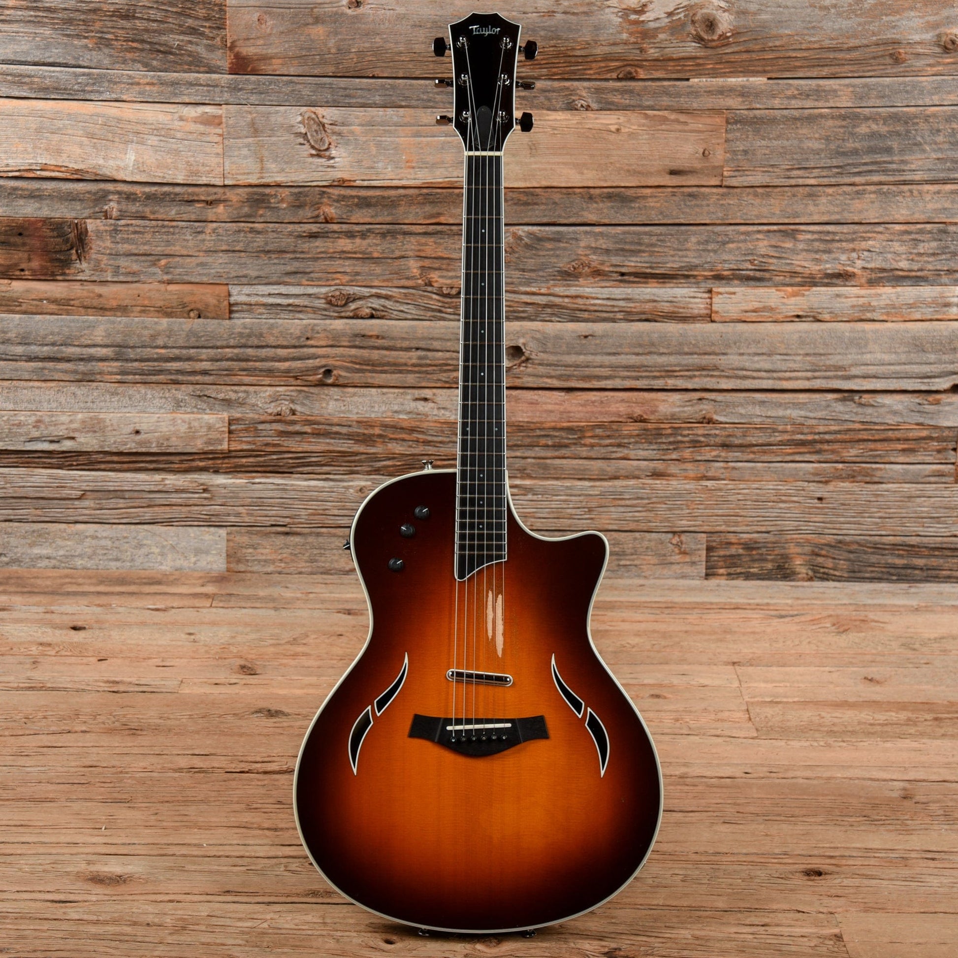 Taylor T5-S Sunburst 2005 Acoustic Guitars / Built-in Electronics