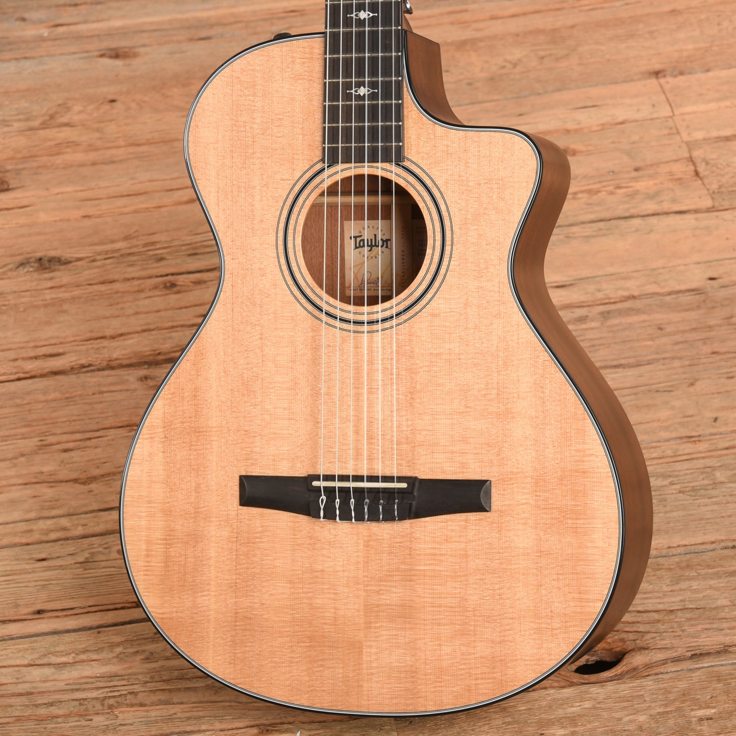 Taylor 312ce-N Natural 2022 Acoustic Guitars / Classical