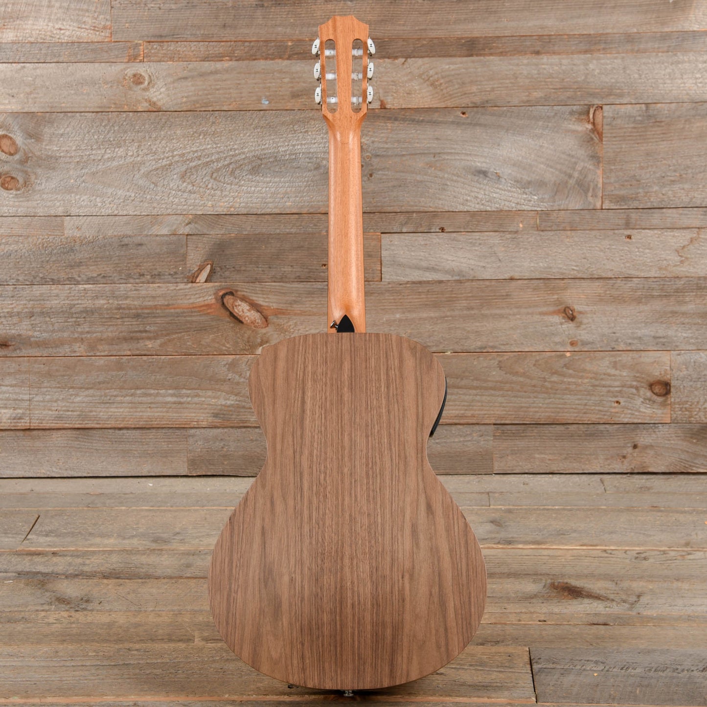 Taylor Academy 12e-N Grand Concert Sitka/Walnut Natural ES-B Acoustic Guitars / Classical