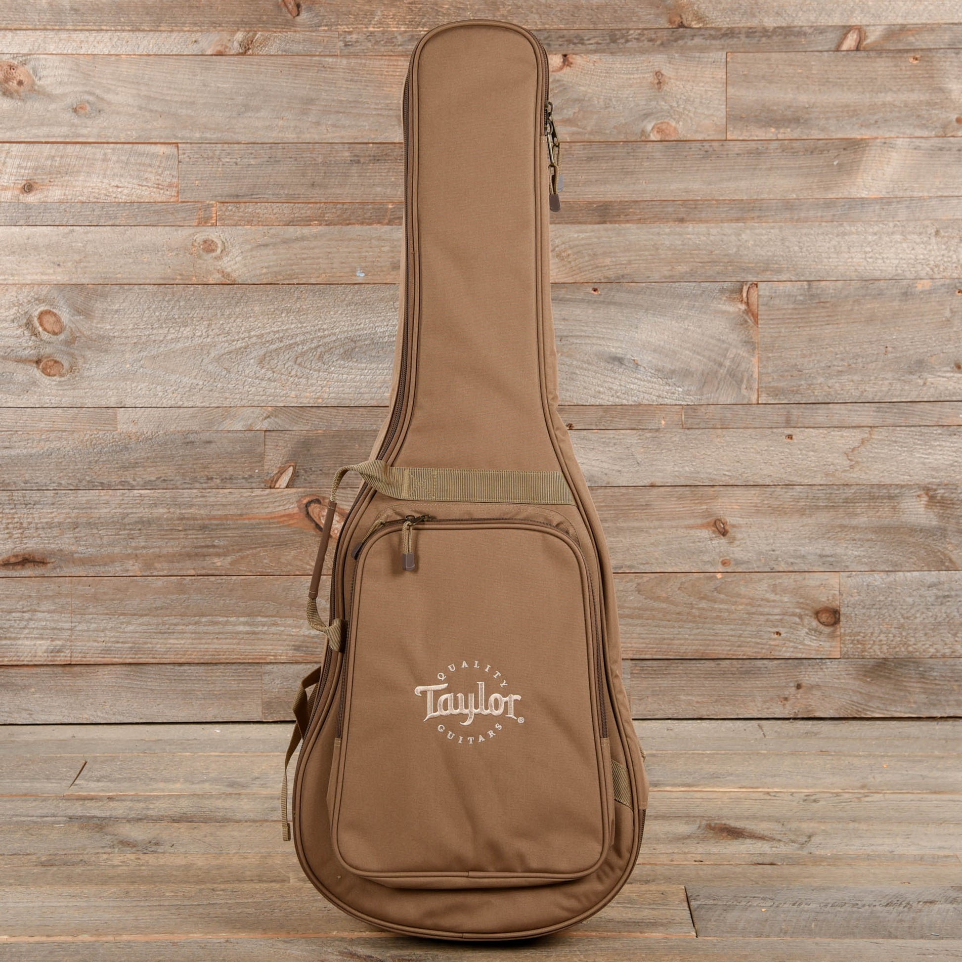 Taylor Academy 12e-N Grand Concert Sitka/Walnut Natural ES-B Acoustic Guitars / Classical