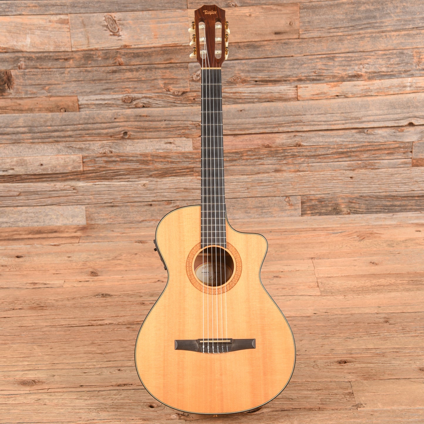 Taylor NS32ce Natural 2002 Acoustic Guitars / Classical